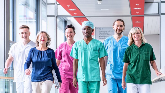 Here you will find current job offers in the medical, nursing and technical fields as well as in the administration of the University Hospital Halle (Saale).