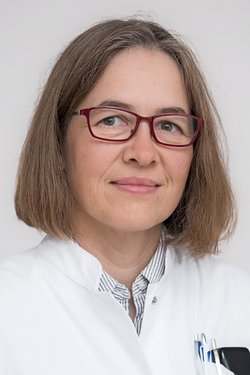 Dr. med. Anja Viestenz