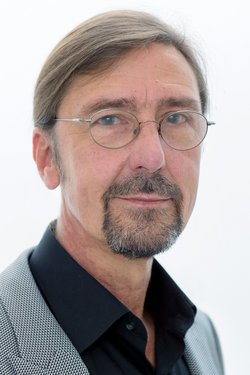 Dr. Jörg Steighardt
